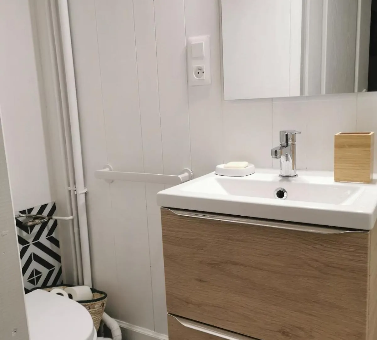Cozy And Central, 4 People 米洛 0*,  法国